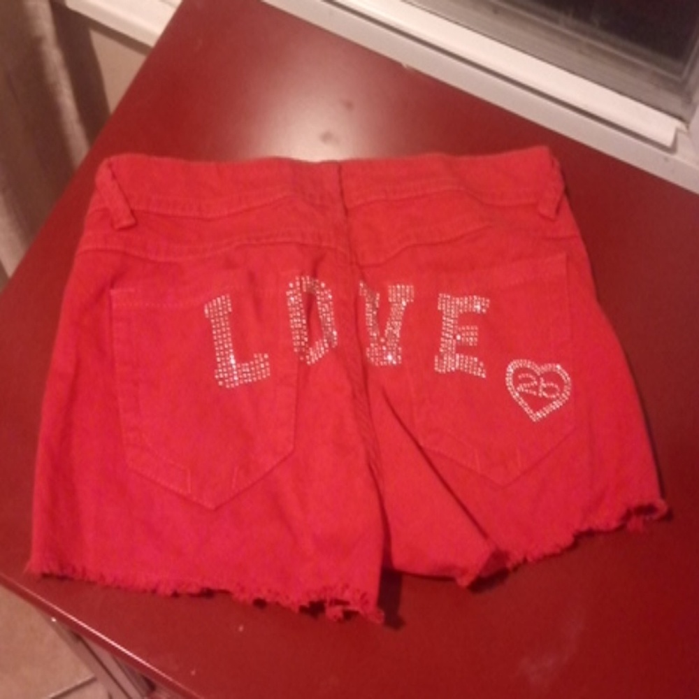Shorts - Picture 2 of 2